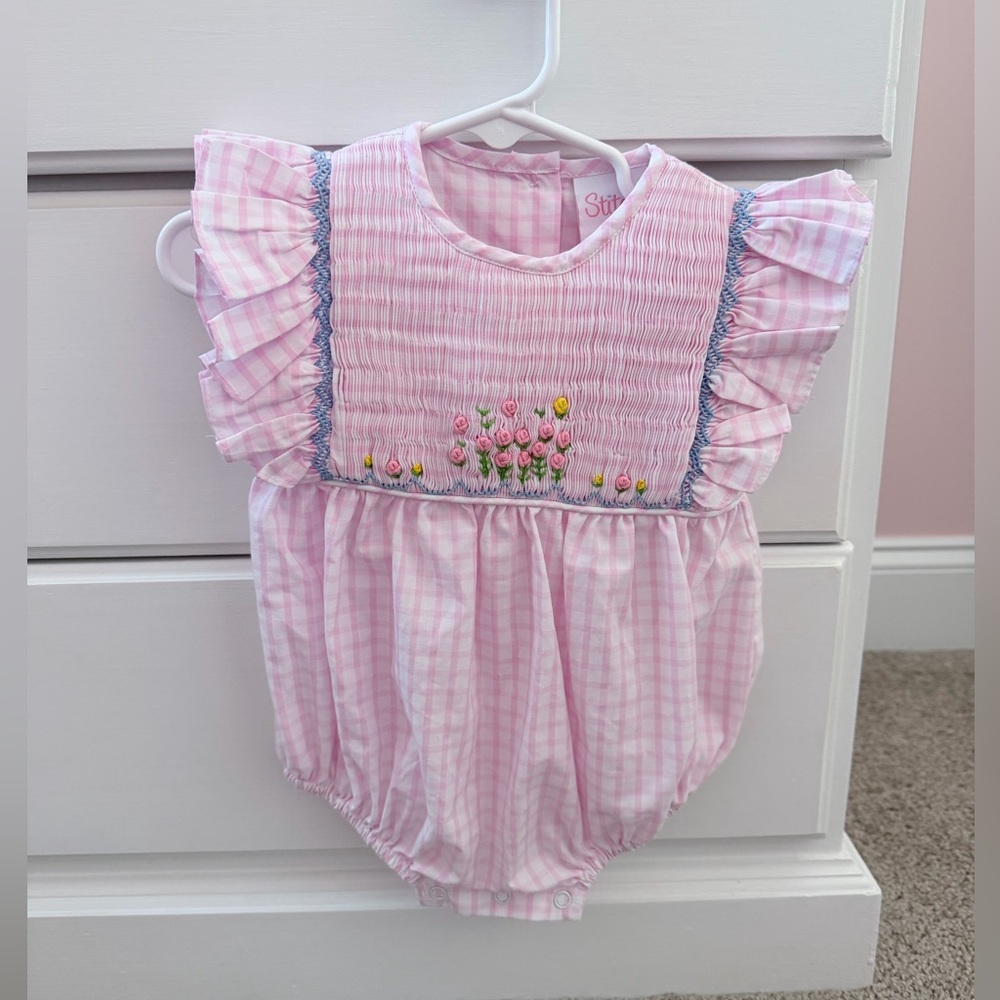 Stitchy Fish Smocked Romper • 3M